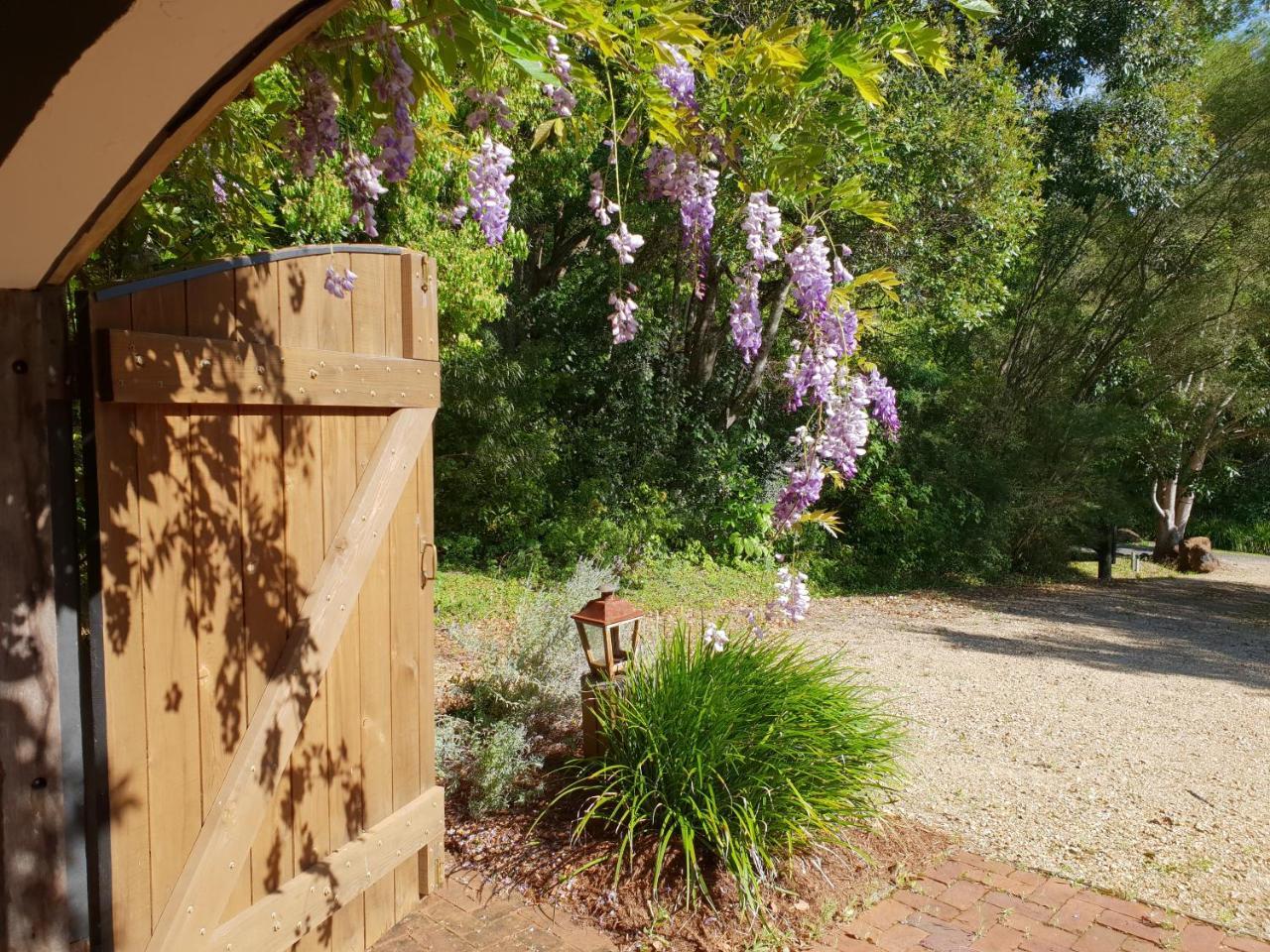 The Barn Villa Bangalow Exterior photo